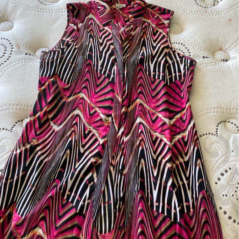 Sleeveless dress